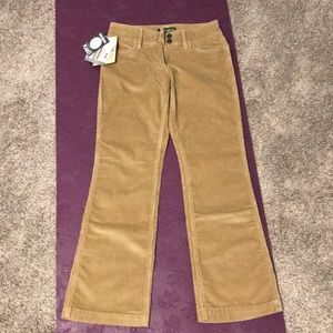 BRAND NEW MOUNTAIN KHAKIS